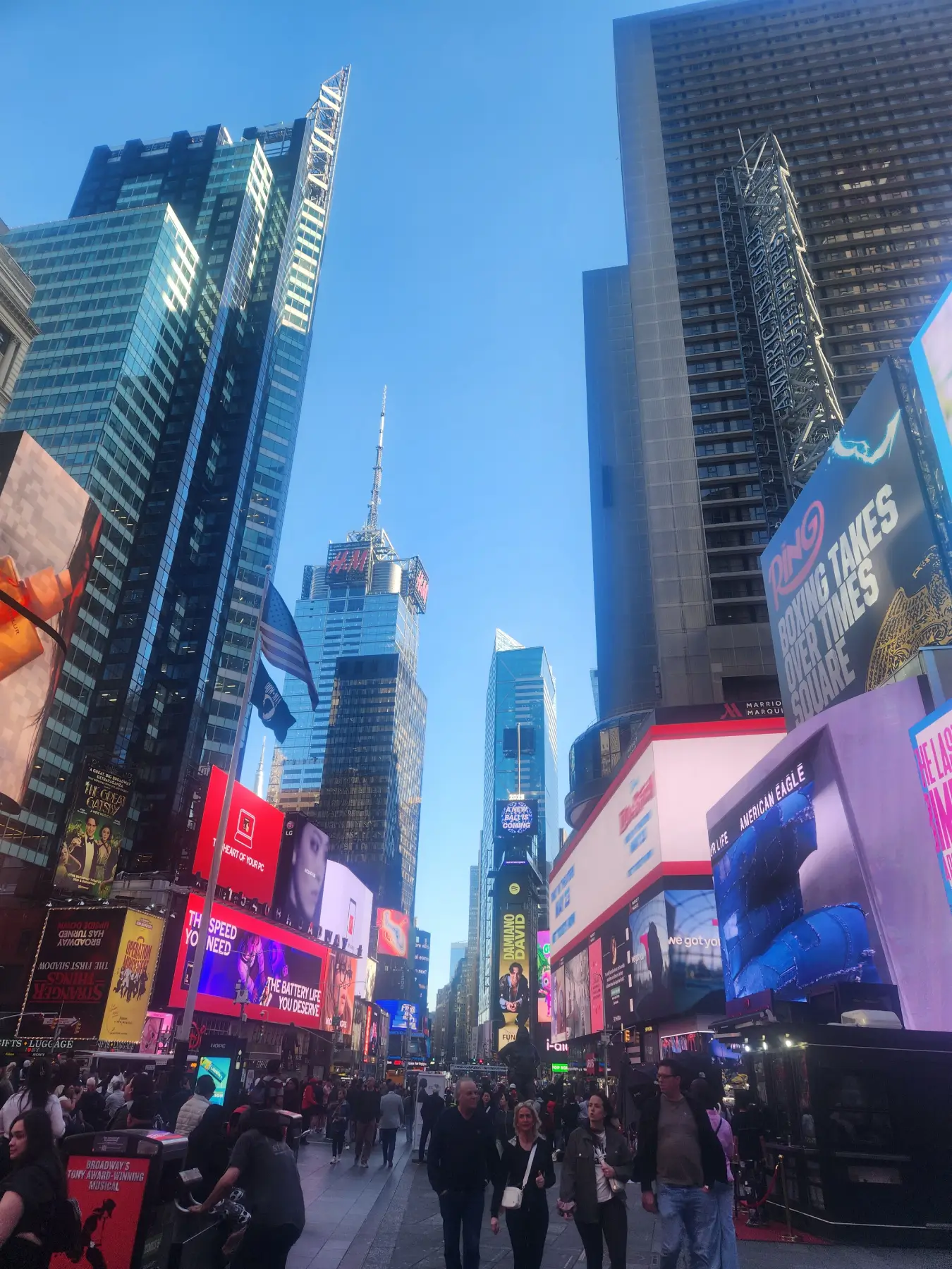 Ad Screens on buildings